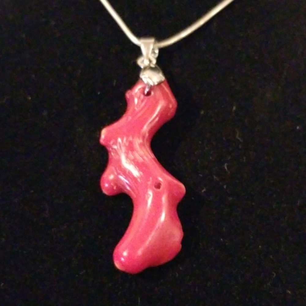 Pendant - Picture 2 of 3